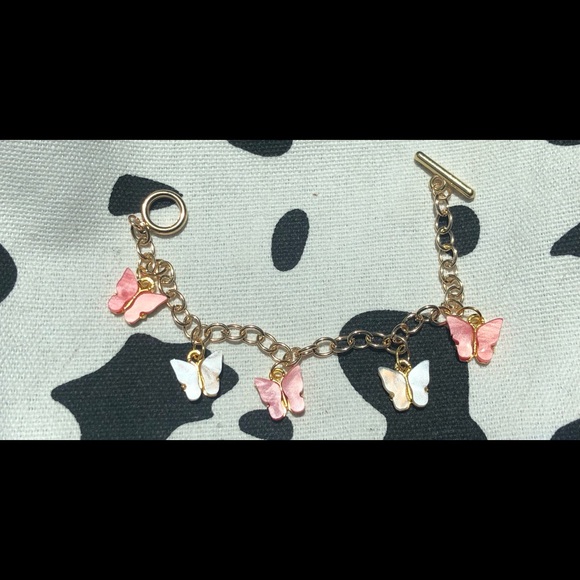 Butterfly effect - Picture 4 of 4